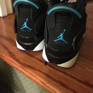 High top sneakers brand new